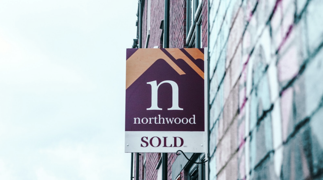 Real estate agent sign